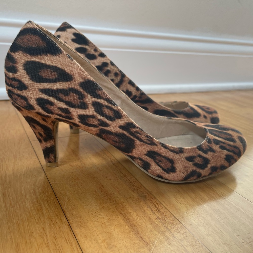 Olsenboye Vegan Leopard/Cheetah Print Heels
